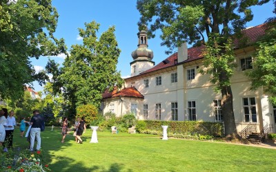 Setkání zástupců přípravných center na cambridgeské zkoušky na britském velvyslanectví