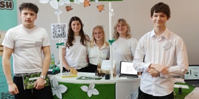 Úspěch našich fiktivních firem na veletrhu v Hradci Králové